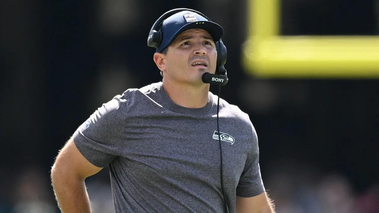 Seahawks’ defensive penalty raises eyebrows among NFL fans